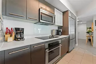 500 Brickell Ave, Miami, FL 33131 - Photo 12