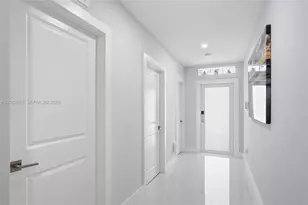 24800 SW 122nd Pl, Homestead, FL 33032 - Photo 6