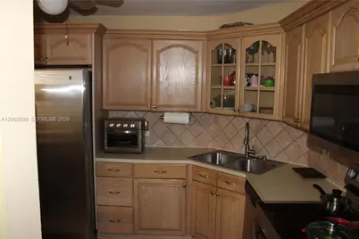6301 N Fall Circle Dr #410, Lauderhill, FL 33319 - Photo 4