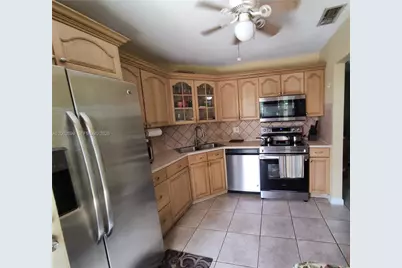 6301 N Fall Circle Dr #410, Lauderhill, FL 33319 - Photo 6