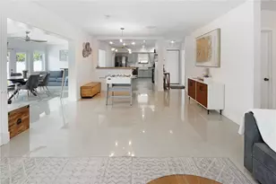 1102 N 13th Ave, Hollywood, FL 33019 - Photo 10