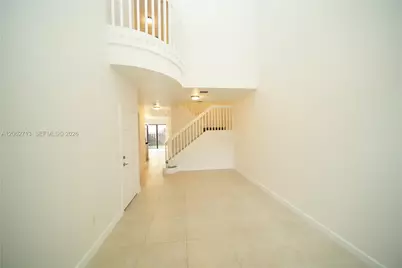 10440 NW 61st Ln, Doral, FL 33178 - Photo 2