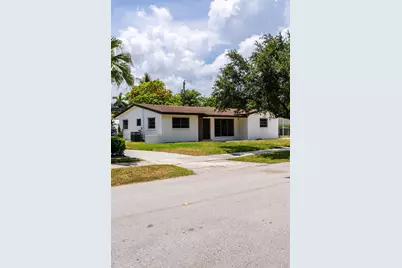 19390 Whispering Pines Rd, Cutler Bay, FL 33157 - Photo 4