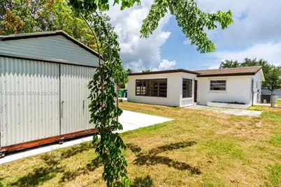 19390 Whispering Pines Rd, Cutler Bay, FL 33157 - Photo 16