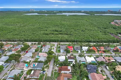 426 SE 5th St, Dania Beach, FL 33004 - Photo 4
