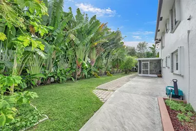 426 SE 5th St, Dania Beach, FL 33004 - Photo 50