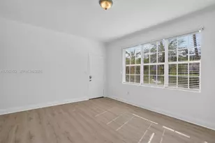1027 Euclid Ave, Miami Beach, FL 33139 - Photo 8