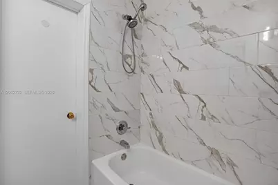1027 Euclid Ave #2, Miami Beach, FL 33139 - Photo 16