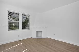 1027 Euclid Ave, Miami Beach, FL 33139 - Photo 6