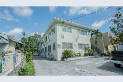 461 SW 6th St #3, Miami, FL 33130 - Photo 6