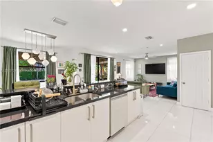 [Address not provided], Miami, FL 33172 - Photo 14