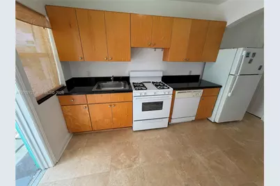 1027 Euclid Ave #4, Miami Beach, FL 33139 - Photo 2