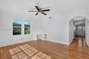 1027 Euclid Ave, Miami Beach, FL 33139 - Photo 4