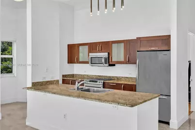 20000 E Country Club Dr #110, Aventura, FL 33180 - Photo 8
