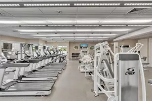 20000 E Country Club Dr, Aventura, FL 33180 - Photo 40
