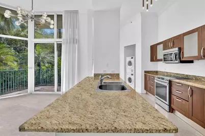 20000 E Country Club Dr #110, Aventura, FL 33180 - Photo 6