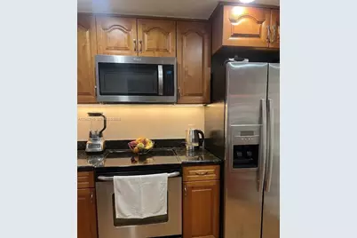 8100 Geneva Ct #137, Doral, FL 33166 - Photo 2