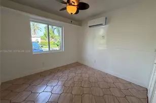17843 NW 63rd Ct Front, Hialeah, FL 33015 - Photo 6