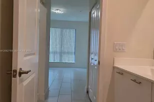 8167 NW 41st St, Doral, FL 33166 - Photo 18