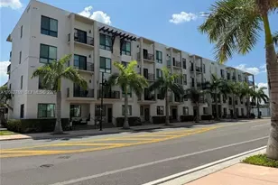 8167 NW 41st St, Doral, FL 33166 - Photo 1