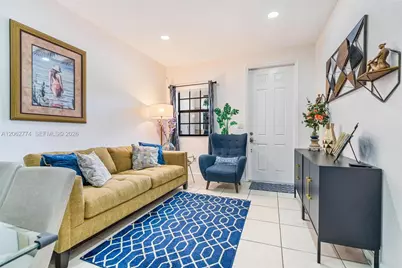 343 NE 37th Ter, Homestead, FL 33033 - Photo 2