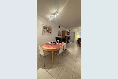9081 Sunrise Lakes Blvd #105, Sunrise, FL 33322 - Photo 12