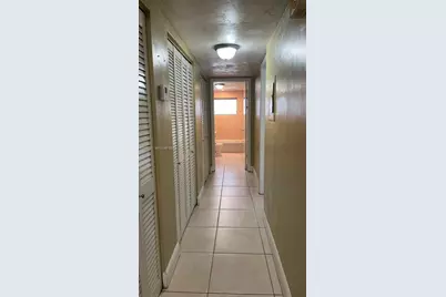 [Address not provided], North Miami, FL 33181 - Photo 12