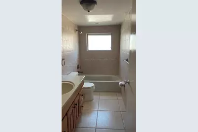 [Address not provided], North Miami, FL 33181 - Photo 14