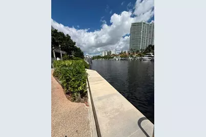 19707 Turnberry Way #24B, Aventura, FL 33180 - Photo 46