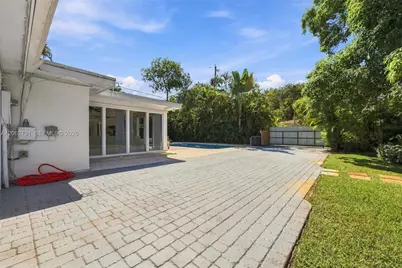 260 NE 95th St, Miami Shores, FL 33138 - Photo 42