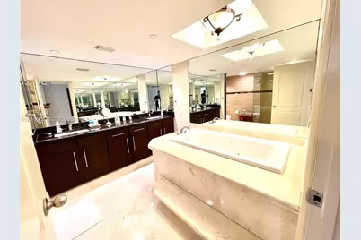 19707 Turnberry Way #10E, Aventura, FL 33180 - Photo 12