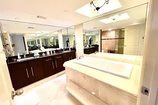 19707 Turnberry Way, Aventura, FL 33180 - Photo 12