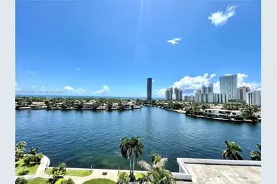 19707 Turnberry Way #10E, Aventura, FL 33180 - Photo 2