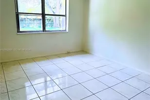 672 NE 130th St, North Miami, FL 33161 - Photo 14