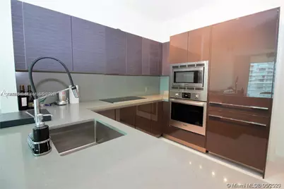 1080 Brickell Ave #3403, Miami, FL 33131 - Photo 10