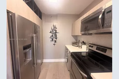 100 Lincoln Rd #314B, Miami Beach, FL 33139 - Photo 6