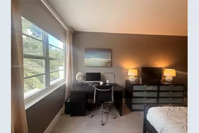 100 Lincoln Rd #314B, Miami Beach, FL 33139 - Photo 14