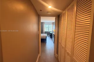 100 Lincoln Rd, Miami Beach, FL 33139 - Photo 12