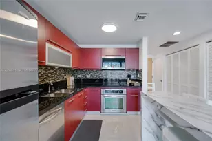 244 Biscayne Blvd, Miami, FL 33132 - Photo 2