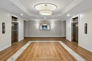 2451 Brickell Ave, Miami, FL 33129 - Photo 12