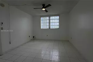 3000 Marcos Dr, Aventura, FL 33160 - Photo 8