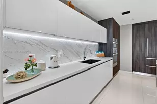 851 NE 1st Ave, Miami, FL 33132 - Photo 28