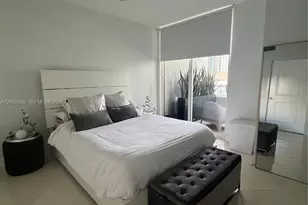 170 SE 14th St, Miami, FL 33131 - Photo 26