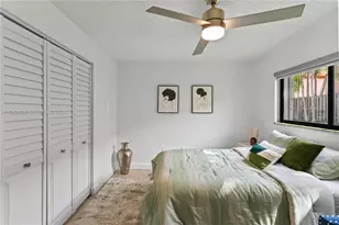 20760 NE 4th Ct, Miami, FL 33179 - Photo 28