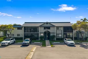 20760 NE 4th Ct, Miami, FL 33179 - Photo 2