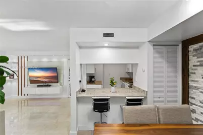 20760 NE 4th Ct #102, Miami, FL 33179 - Photo 14