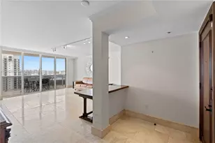 18911 Collins Ave, Sunny Isles Beach, FL 33160 - Photo 10