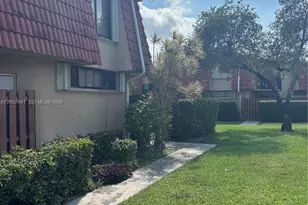 8353 Trent Ct, Boca Raton, FL 33433 - Photo 1