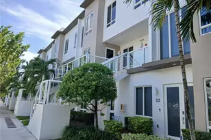 6415 NW 102nd Path, Doral, FL 33178 - Photo 4