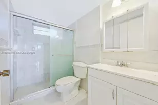 7921 Byron Ave, Miami Beach, FL 33141 - Photo 24